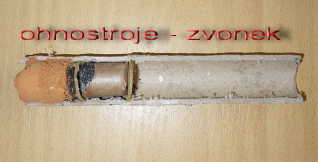 rez red crossette 1 s popisem